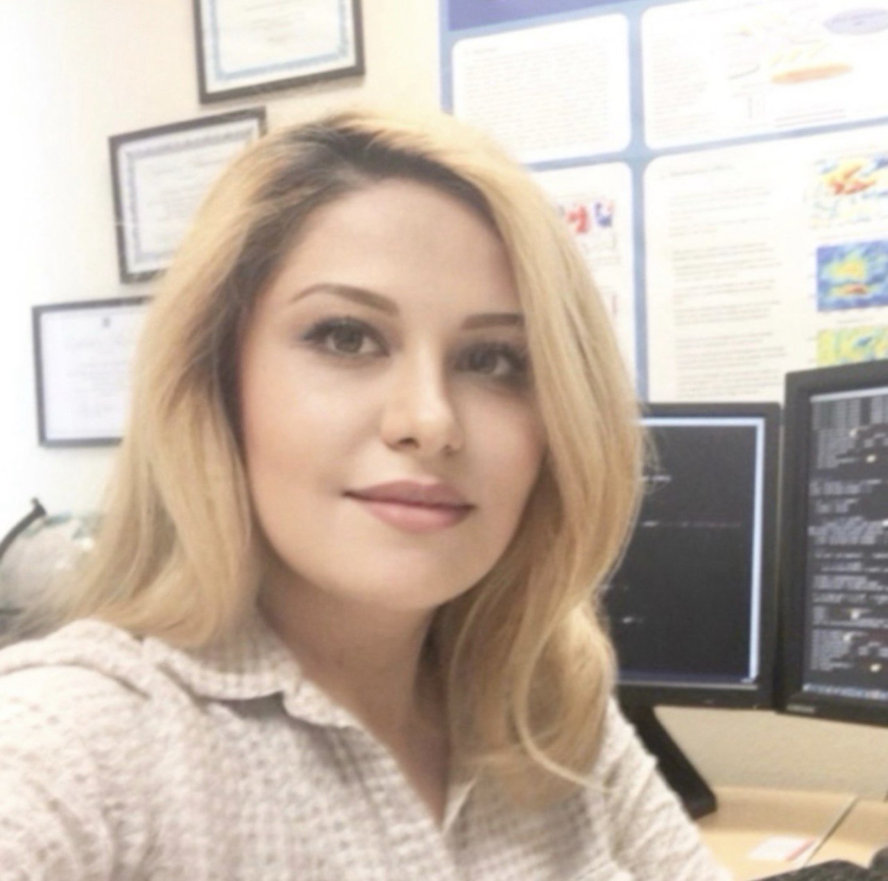 farnaz Farnaz Profile Picture